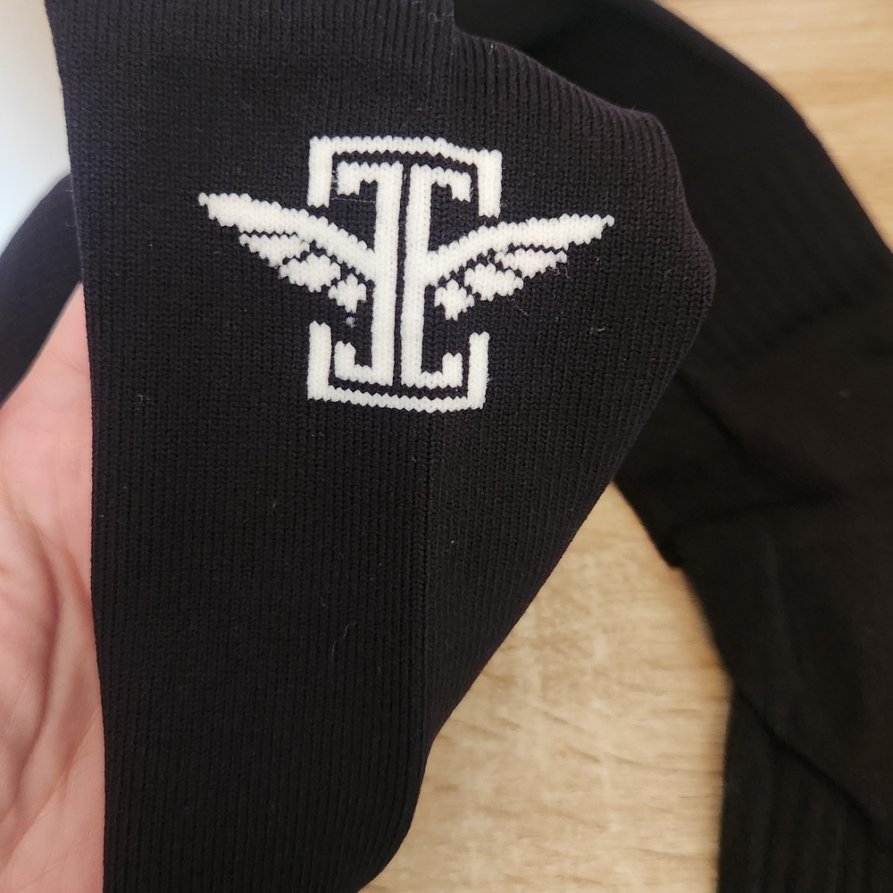 Icarus Soccer Socks Men’s Large Black – New Never Worn